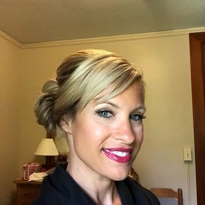 Meet your Posher, Andrea